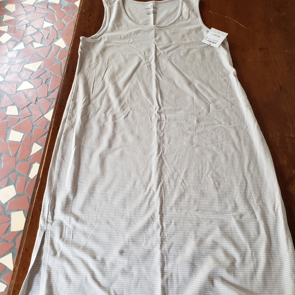 Liz Claiborne sleepwear
